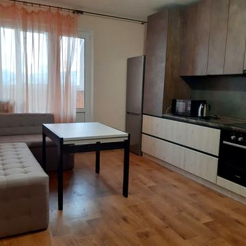 Балтійський пров., 1