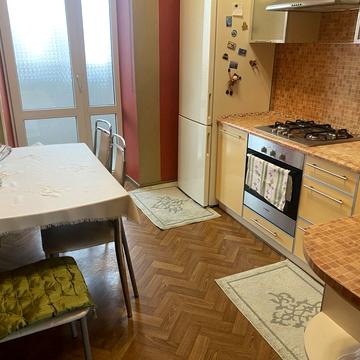 Бориса Чичибабіна вул., 2