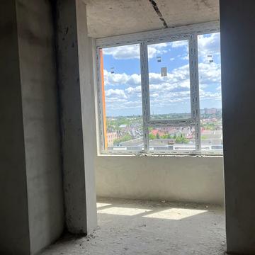 Петра Маланюка вул., 45