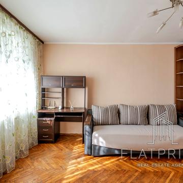 Бакинська вул., 37-В