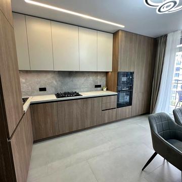 Юліана Пелеша вул., (Будинок 1)