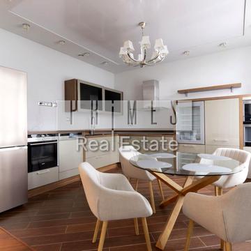 Андрія Верхогляда вул. (Михайла Драгомирова), 5