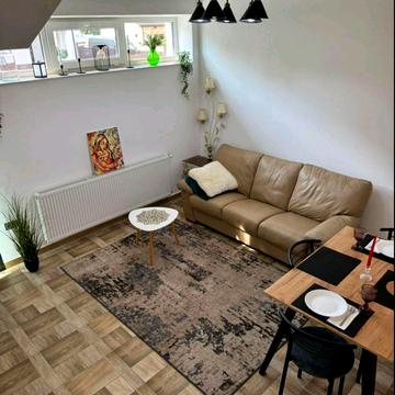 Євгена Коновальця вул., 40