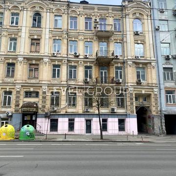 Саксаганського вул., 22