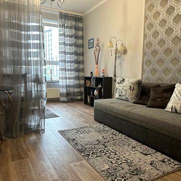 Героїв Небесної Сотні просп., 18/3