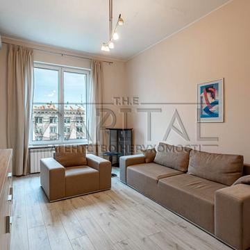 Хрещатик вул. (Kreschatic), 21