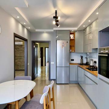 Шкільна вул., 5