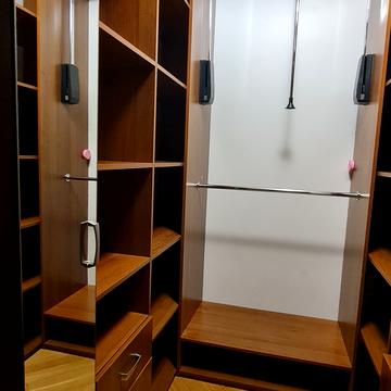 Срібнокільська вул., 1