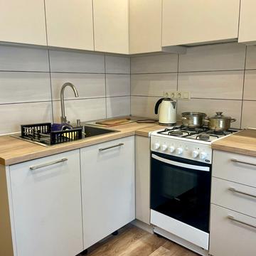 Короля Данила вул., 11а