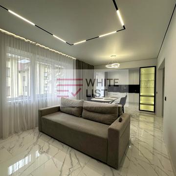 Василя Аксенина вул. (Михайла Фрунзе), 2-К