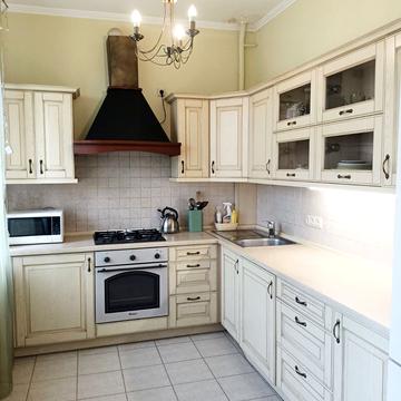 Лесі Українки просп. (Гагаріна), 16/4