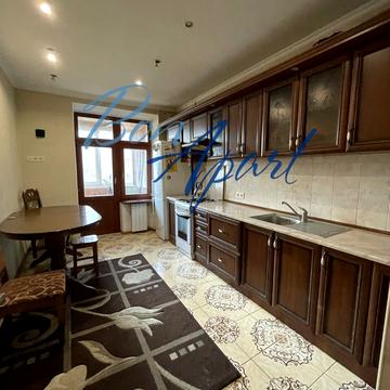 Татарська вул., 18-Б