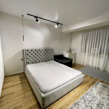 Героїв Майдану вул. (Червоноармійська), 53