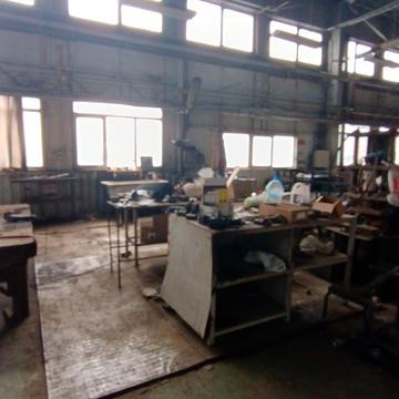 Курсантська вул., 24
