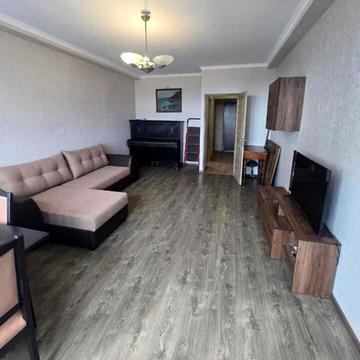 Сергія Корольова вул., 7