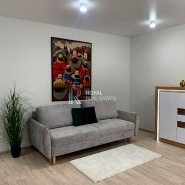 Михайла Омеляновича-Павленка вул. (Суворова), 13