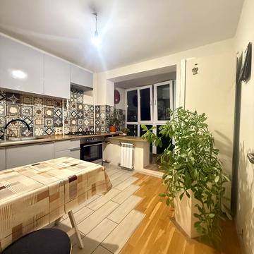 Володимира Івасюка просп. (Героїв Сталінграду), 13-А