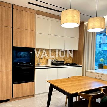 Чоколівський бульв., 10