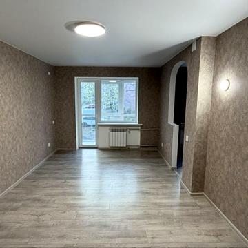 Незалежної України вул. (40 років Радянської України), 67