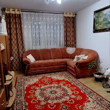 Олександра Довженка вул., 18/2