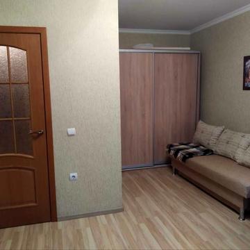 Симона Петлюри вул. (Черняховського), 36-Б