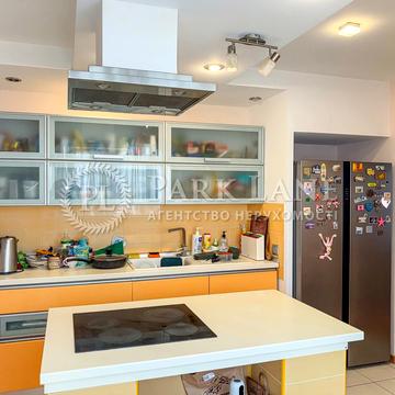 Урлівська вул., 5