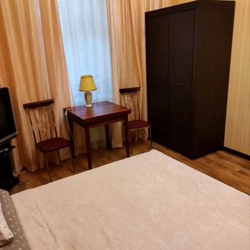 Степана Бандери вул. (), 39