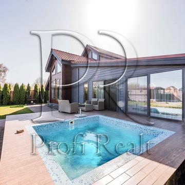 Розкішна вулиця