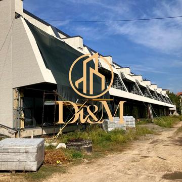 Кочубеївська вул., 10