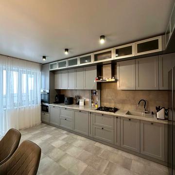 Петра Маланюка вул., (Будинок 5)