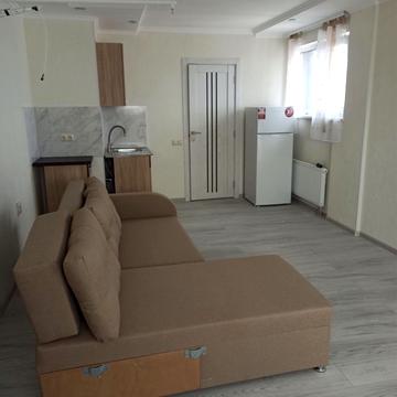 Літературна вул., 12