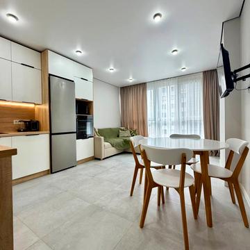 Роксоляни вул., (Будинок 2)