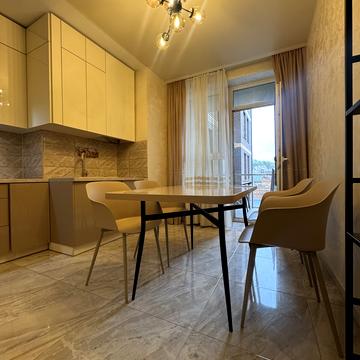 Маєра Балабана вул., 12