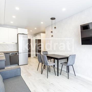 Віктора Некрасова вул. (Північно-Сирецька), 8