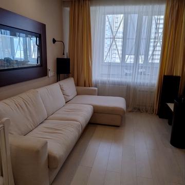 Незалежності вул., 8г