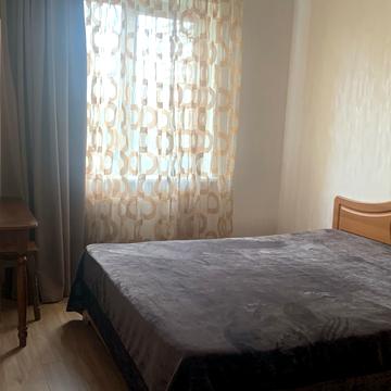 Гетьмана Павла Полуботка вул., 23