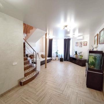 Миру вул., 50