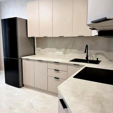 Гетьмана Івана Мазепи вул. (Топольна), 25-Д