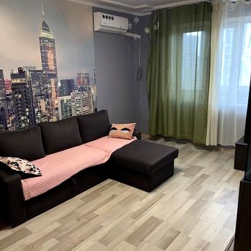 Каштанова вул., 14-А