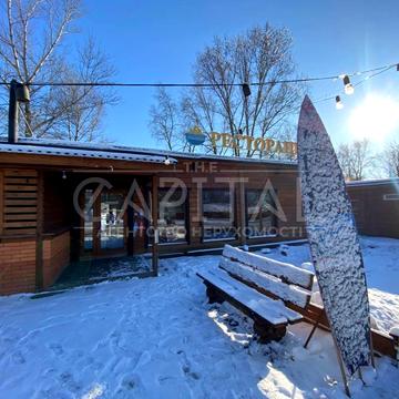 пр-т Степана Бандери, 1