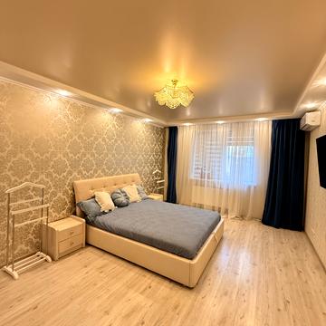 Соборна вул. (Петропавлівська), 10-Д/1