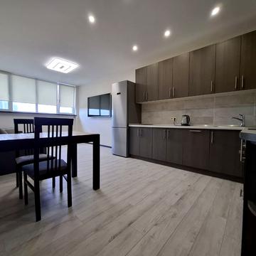 Берестейський просп. (Перемоги), 5-В