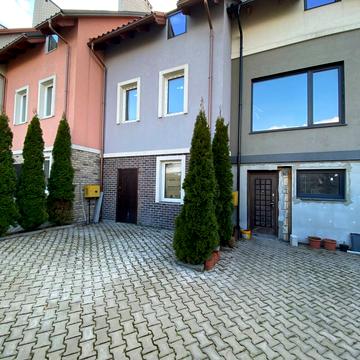 Скіфська вул., 79