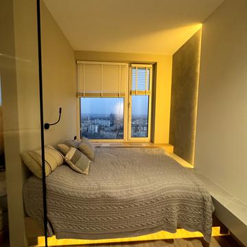 Академіка Заболотного вул., 1-А