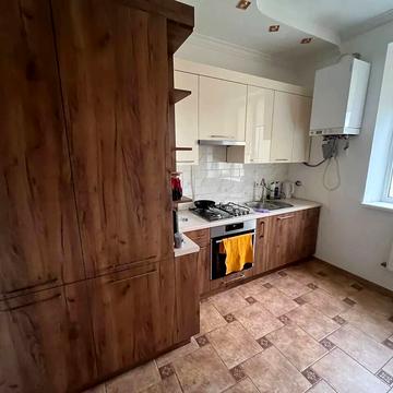 Січових Стрільців вул., 33