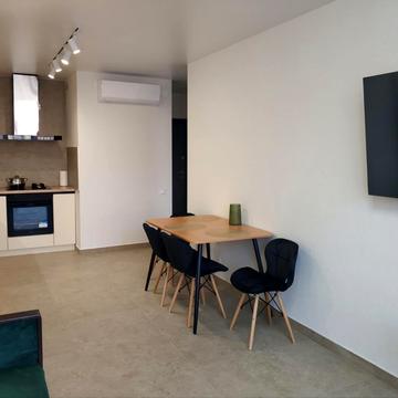 Замарстинівська вул. (Калініна), 170-П