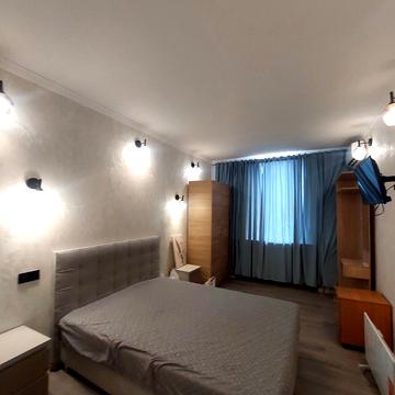 Лесі Українки бульв., 24