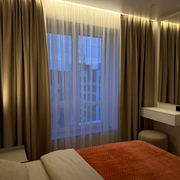 Приозерна вул., 42