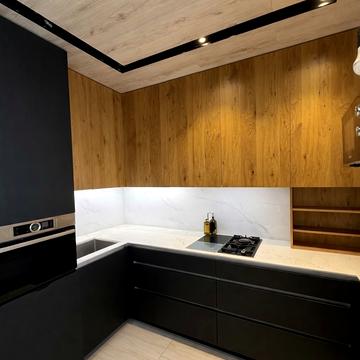 Петрівська вул., 1