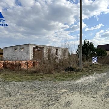 Луцьк, Волинська область 37000.0 USD